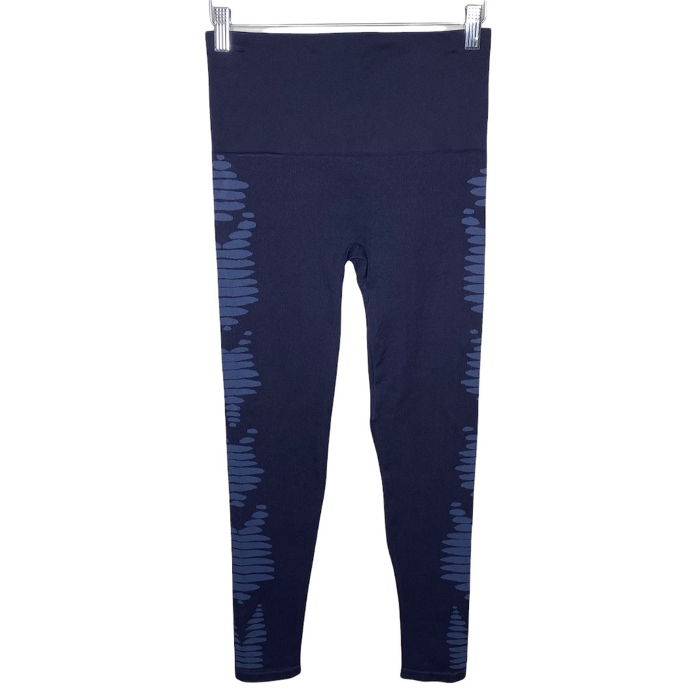 SPANX Aztec Stripe Seamless Leggings in Pure Navy size XL - Picture 3 of 7